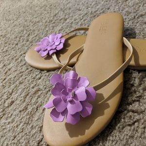 Old Navy flower sandles